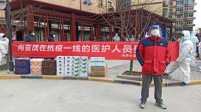 4吴涛主委在下沉社区助力抗疫工作.jpg